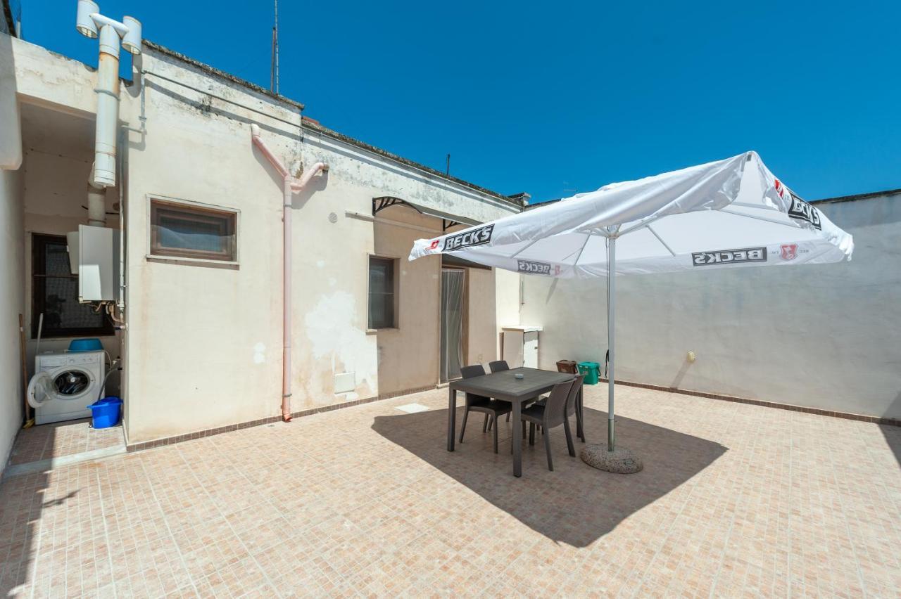 Casa Vacanze Petra Squinzano Esterno foto